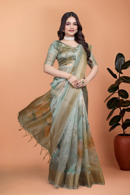 Hasti Graphic Print Assam Silk Silk Blend Saree(Multicolor)