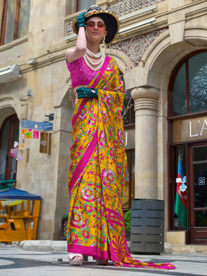 Divastri Printed Daily Wear Crepe Saree(Yellow)