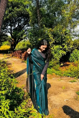 HouseOfCommon Solid/Plain Bollywood Lycra Blend Saree(Light Green)