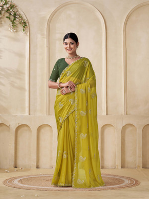 LAJEELEE Embroidered Bollywood Silk Blend Saree(Red)