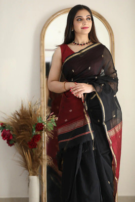 NEZAA EXPORT Woven Kanjivaram Jacquard, Pure Silk Saree(Black)