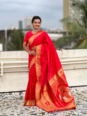 FASHION STROM Woven Bollywood Silk Blend Saree(Red)