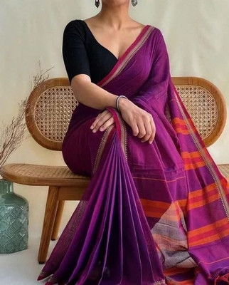 AGAMONI Woven Handloom Cotton Blend Saree(Purple)