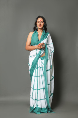NIKHILAM Printed, Color Block, Dyed, Floral Print, Hand Painted Daily Wear Pure Cotton Saree(Light Green)