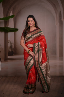 HouseOfCommon Woven Banarasi Cotton Silk Saree(Red, Green)