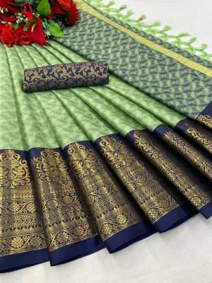 Apnisha Solid/Plain Banarasi Pure Silk Saree(Light Green)
