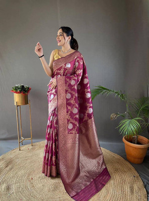 GATISHVAM TEXTILE Woven, Floral Print Banarasi Art Silk Saree(Red)
