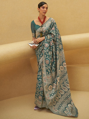 Divastri Woven Banarasi Silk Blend Saree(Green)