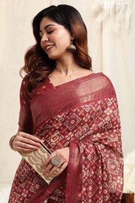 MIRCHI FASHION Printed, Blocked Printed Daily Wear Silk Blend Saree(Maroon, Yellow)