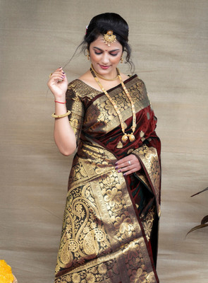 GajGajra Self Design, Woven Kanjivaram Jacquard Saree(Maroon)