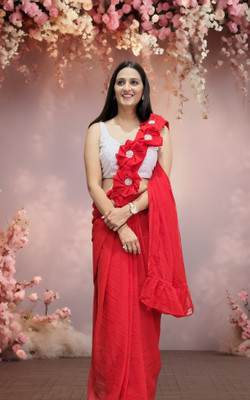 LDCN Self Design Bollywood Georgette Saree(Red)