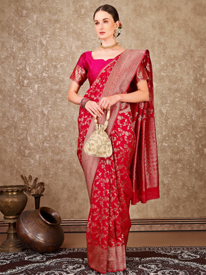 GOPINATH WEAVES Floral Print Bollywood Crepe Saree(Red)