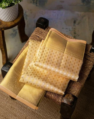 HouseOfCommon Woven Kanjivaram Pure Silk Saree(Cream)