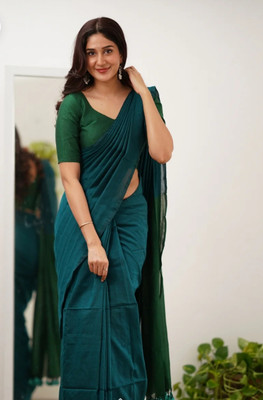 SMRITI HANDLOOM Solid/Plain Handloom Handloom Pure Cotton Saree(Light Blue, Green)