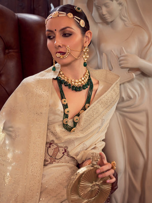 Sareemall Woven Banarasi Silk Blend Saree(Cream)