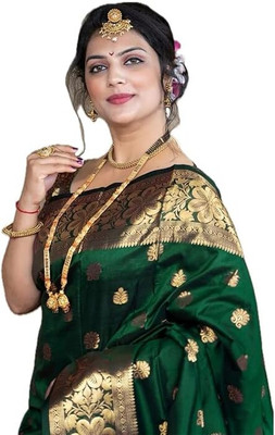 Vivan Fab Self Design Banarasi Jacquard Saree(Green)