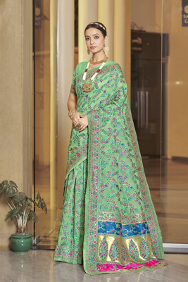 Sariya Woven Kalamkari Jacquard, Silk Blend Saree(Light Green)