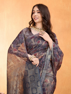 MANTROTSAV Digital Print Bollywood Silk Blend Saree(Purple)