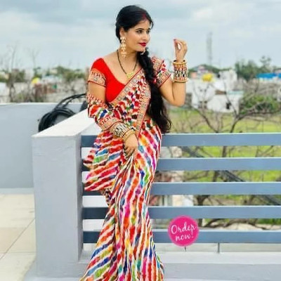 SAKHA DESIGNER Printed Leheria Georgette Saree(Multicolor)