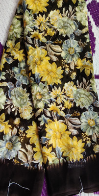 Sv hynix fashions Printed, Digital Print Daily Wear Viscose Rayon Saree(Brown, Yellow)