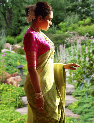 SPOTXY Self Design, Paisley, Woven Banarasi Pure Silk, Cotton Silk Saree(Light Green)