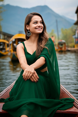 QSTED Solid/Plain Assam Silk Georgette Saree(Green)