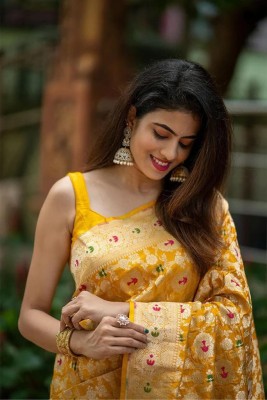 NIYAMI Woven, Self Design, Floral Print Kanjivaram Pure Silk, Art Silk Saree(Yellow)