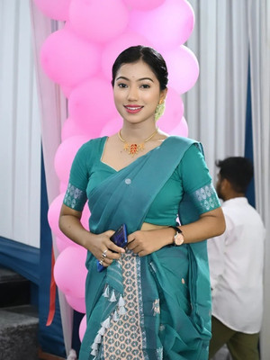 Sheden Lopez Creation Woven Mekhela Chador Cotton Blend Saree(Dark Green)