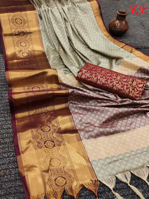 VRINDITA FASHION Printed Bollywood Cotton Blend Saree(Multicolor)