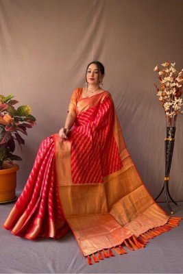 IRIS Woven Kanjivaram Pure Silk Saree(Red)