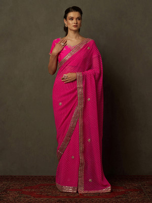 Divastri Embellished Bandhani Georgette Saree(Pink)