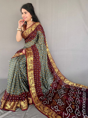 S M PATEL CO Applique, Blocked Printed, Self Design Bandhani Art Silk, Viscose Rayon Saree(Grey, Maroon)