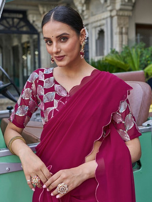 KURTAKULTURE Solid/Plain Bollywood Georgette, Silk Blend Saree(Pink)