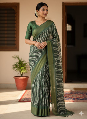 DUDHANE TRADING CORPORATION Striped, Woven, Printed Banarasi Silk Blend Saree(Green)