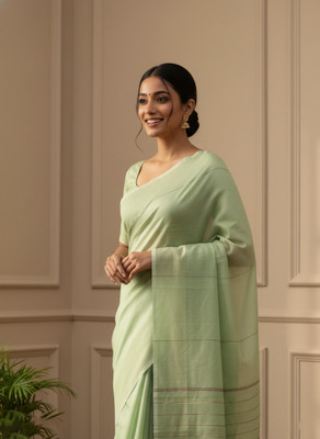 BRYNBRIT Woven Handloom Cotton Blend Saree(Green)