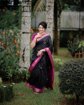 Flosive Striped Banarasi Pure Silk Saree(Black)