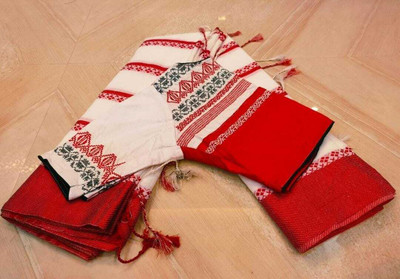 GHOSH TEXTILE Self Design Jamdani Pure Cotton Saree(Red, White)