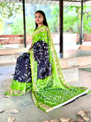 S.R.TEXTILES Printed Bandhani Crepe Saree(Multicolor)