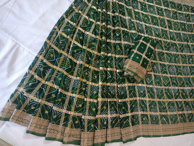 shree govind fashions Blocked Printed Bandhani Viscose Rayon Saree(Green)