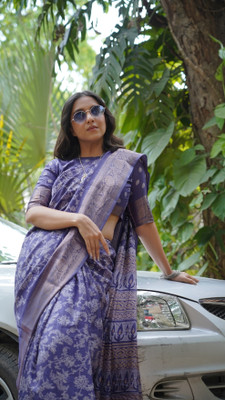 MIRCHI FASHION Printed, Embellished Kalamkari Cotton Silk, Silk Blend Saree(Purple, Cream)