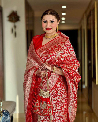 VM Selling Hub Self Design, Woven Banarasi Silk Blend Saree(Red)