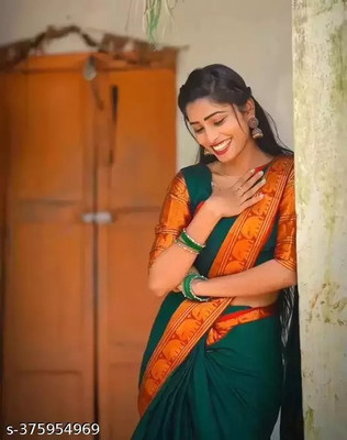 sahajanand fab Solid/Plain Kanjivaram Art Silk, Pure Silk Saree(Green)