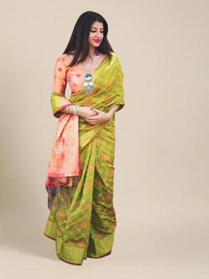 M.S.RETAIL Self Design Banarasi Silk Blend Saree(Green, Pink)
