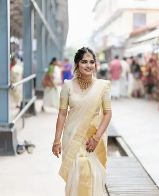 saanvi boutique Solid/Plain Kasavu Cotton Silk Saree(White)