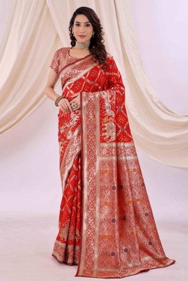 Suali Woven Kanjivaram Art Silk Saree(Red)