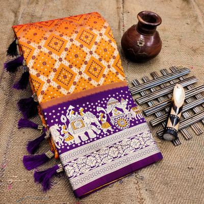 DEAR BUNNY Self Design Patola Pure Silk Saree(Orange)