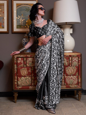Sareemall Printed Patola Crepe Saree(Black)