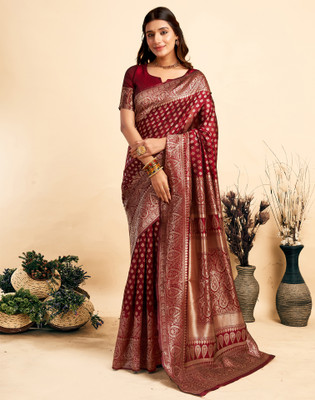 Samah Embellished, Woven, Self Design Banarasi Silk Blend, Jacquard Saree(Maroon, Gold)