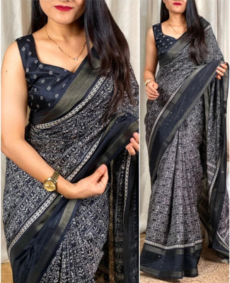 STAVA CREATION Printed Bollywood Georgette Saree(Red)