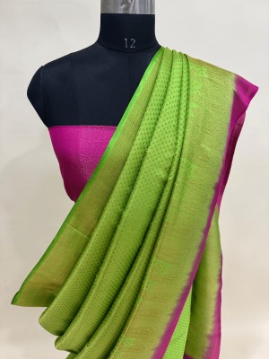 HAYARA Embroidered Banarasi Silk Blend Saree(Green)